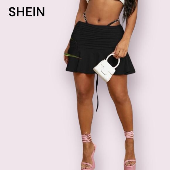 Preowned SHEIN ICON Cut Out Waist Heart Detail Ruched Skirt - Small - Picture 8 of 8